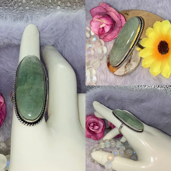 Elegant Aquamarine Gemstone Handmade Halo Ring - Picture 4 of 5